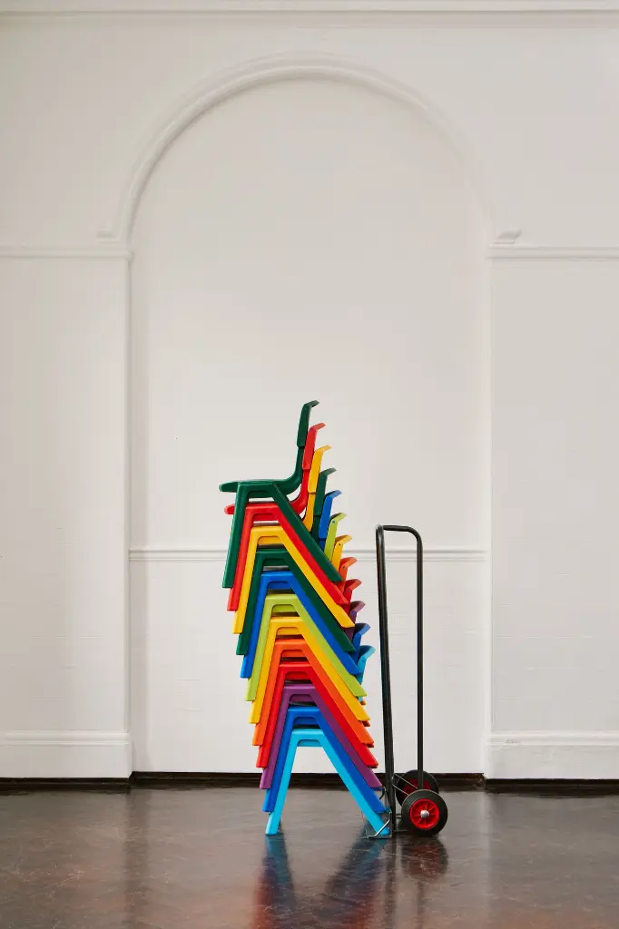 Postura_One Piece_All Colours_Stacked_Portrait_KI (1).webp