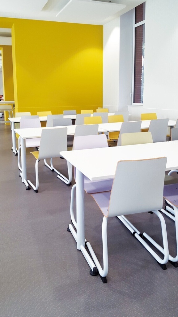 TABLE 8100 rectangle maternelle