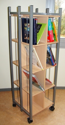 TOUR A LIVRES